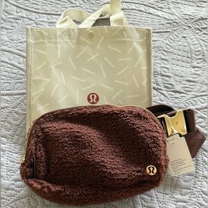 NWT Lululemon Fleece Belt Bag